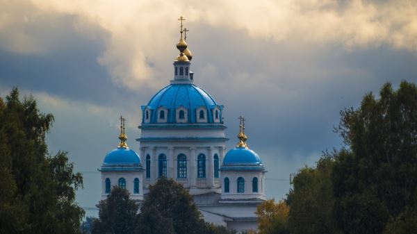 Православные отмечают праздник Покров: от чего стоит воздержаться в этот день